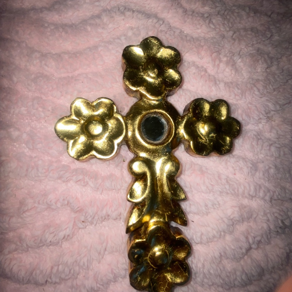 Gold Floral Cross Wall Accent